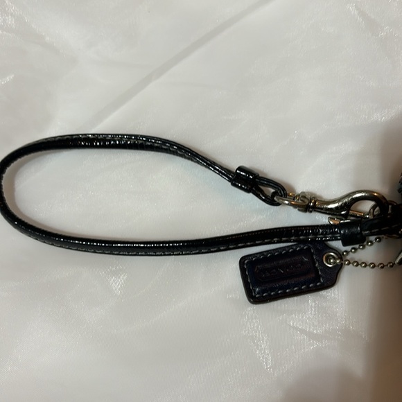 Vintage Coach Chelsea Heritage Navy Wristlet - Picture 5 of 7